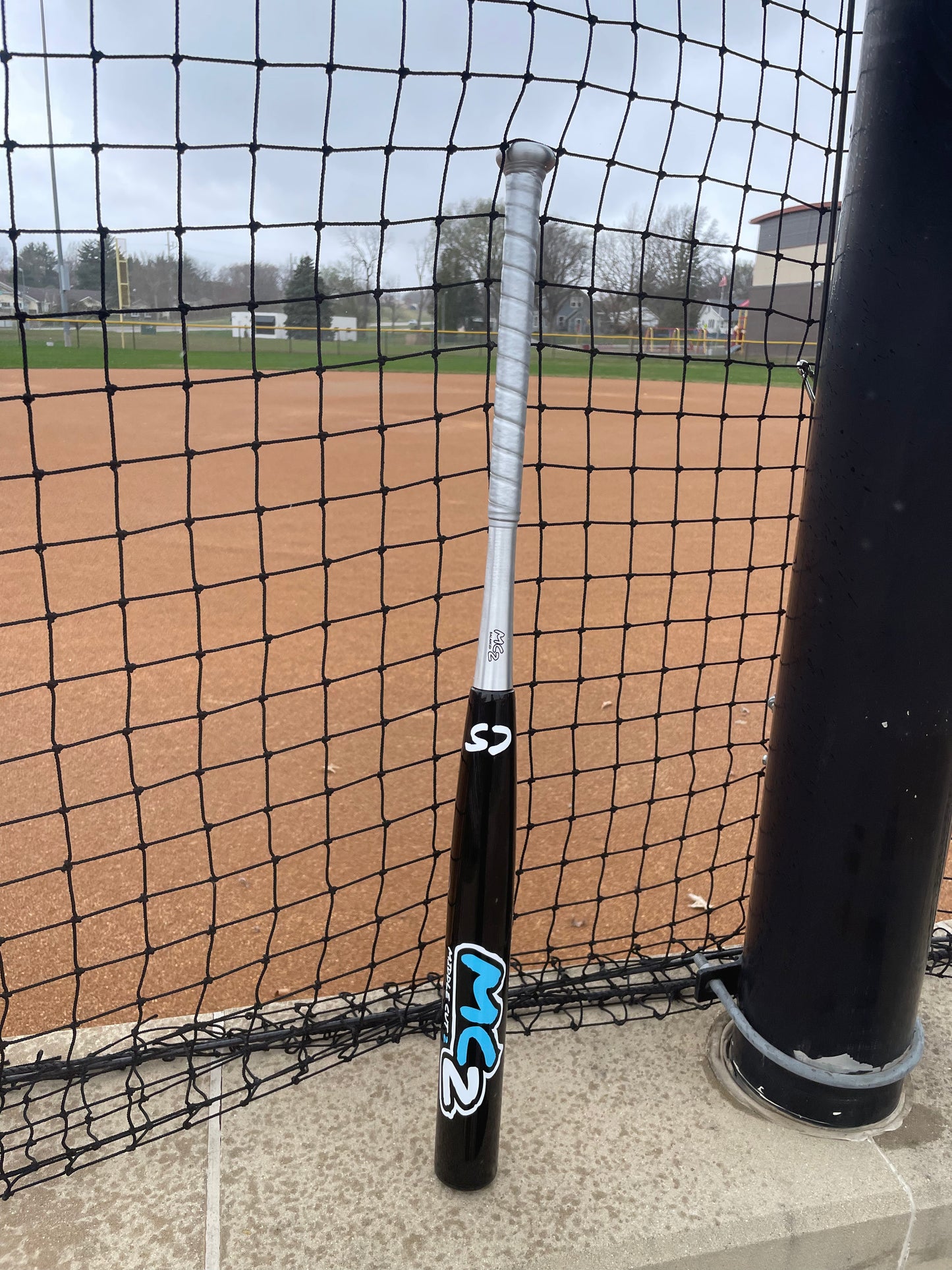2025 Middle Cut 2 Balanced 2-Piece Alloy 16" softball bat