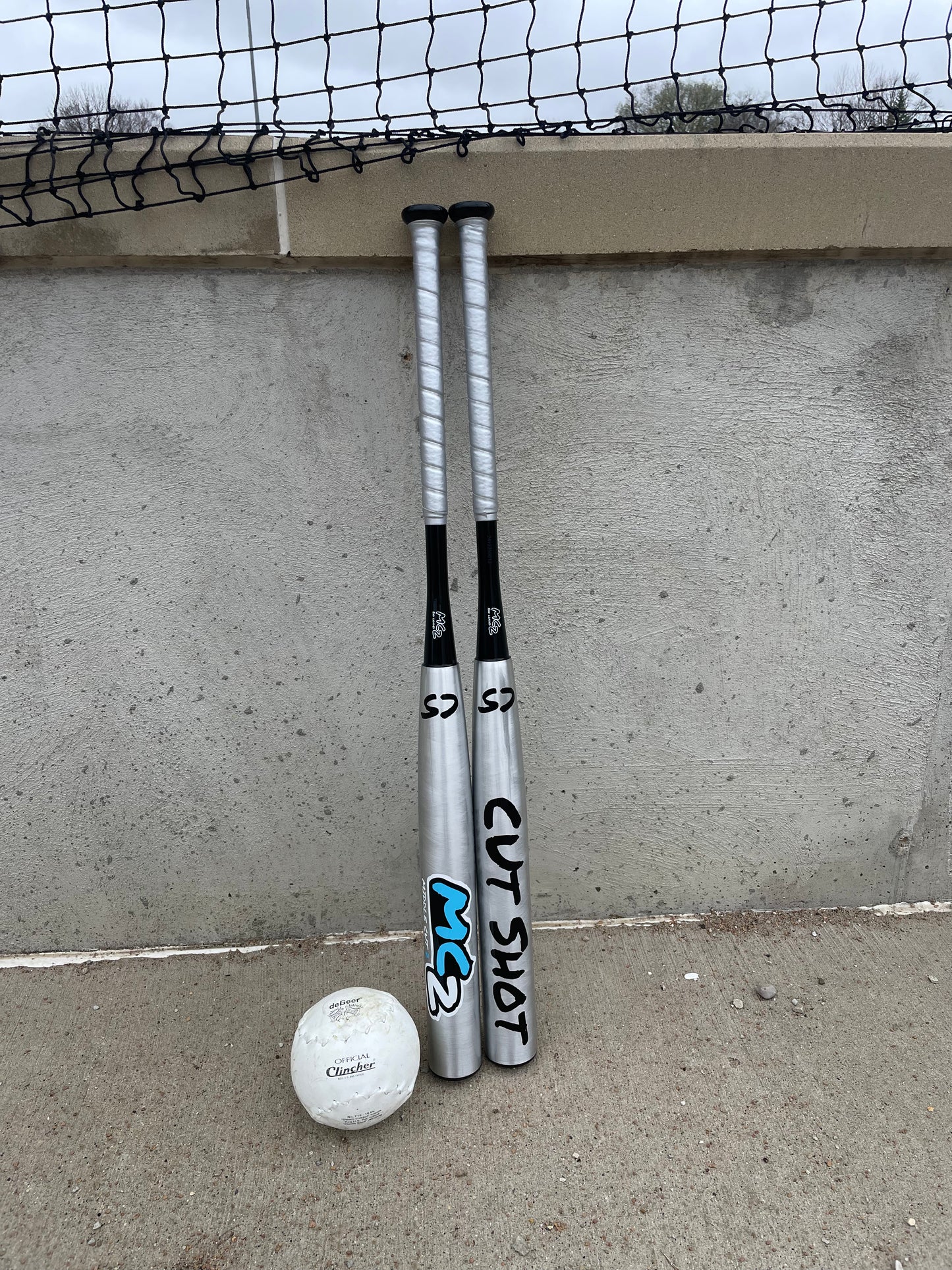 2025 Middle Cut 2 End Loaded 2-Piece Hybrid 16" softball bat